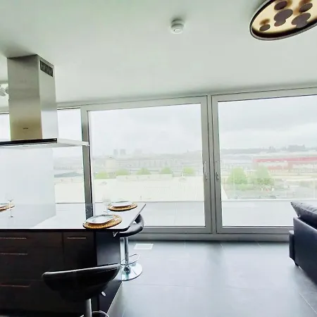 Luxury Penthouse With 2 Bedrooms, Terrace&parking In Center Apartment *